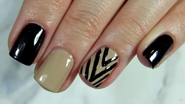 super easy stud nail art designs you can try at home, Black and beige nail designs