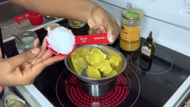 How to Make a Quick & Easy DIY Deep Conditioner for 4c Hair Growth | Upstyle How to Make a Quick & Easy DIY Deep Conditioner for 4c Hair Growth | Upstyle