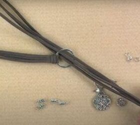 How to Make a Lariat Necklace That is Elegant & Easily Adjustable | Upstyle