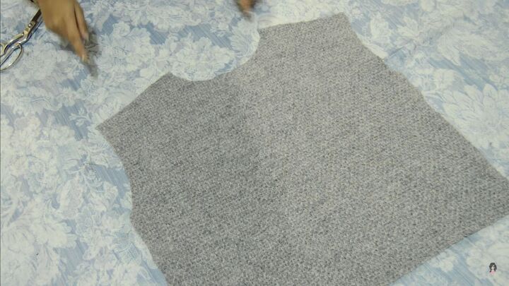 how to make a cute cozy knit sweater from scratch in 5 simple steps, Pinning the shoulder seams ready to sew
