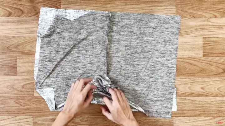 Diy Rompi How to Make a Christmassy DIY Romper for Festive Holiday Parties | Upstyle