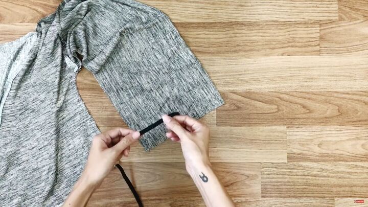 Diy Rompi How to Make a Christmassy DIY Romper for Festive Holiday Parties | Upstyle