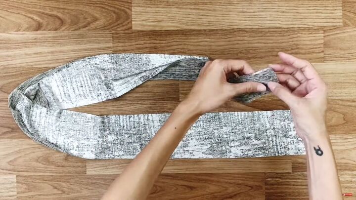 Diy Rompi How to Make a Christmassy DIY Romper for Festive Holiday Parties | Upstyle