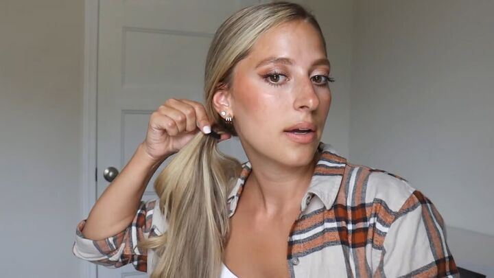 Fihtail Hack How to Do a Faux Fishtail Braid: A Quick & Easy Faux Fishtail Hack ...