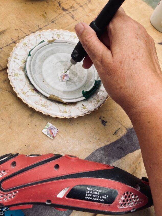 how to recycle old ceramic plates into jewellery, Drilling