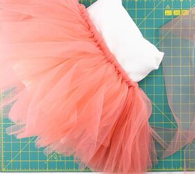 how to make a no sew tutu diy fluffy tutu skirt with tulle