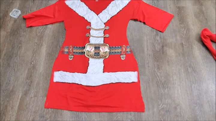 how to make a cute santa claus dress out of an xl men s xmas t shirt, How to make Santa Claus dress at home