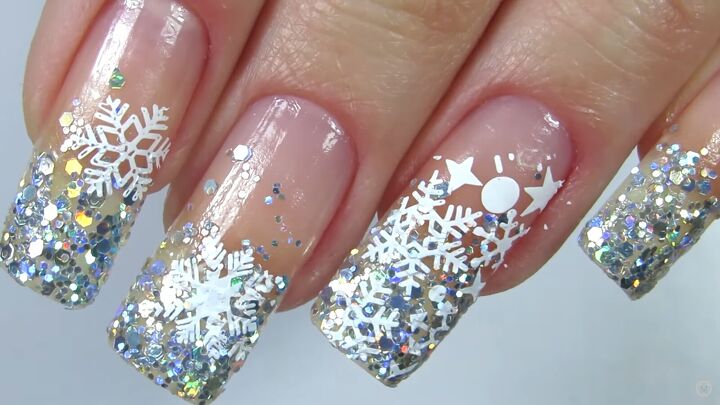 how to rock magical glitter snowflake nails this festive season, Simple snowflake nail art