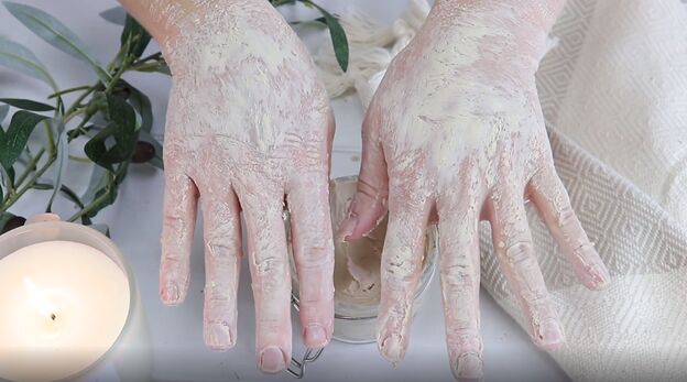 suffering with dry hands try this diy white kaolin clay mask remedy, Using the DIY hand mask