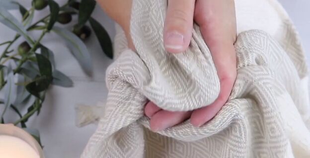 suffering with dry hands try this diy white kaolin clay mask remedy, Patting hands dry with a towel