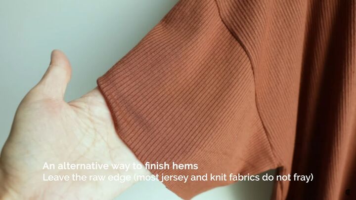 how to sew a t shirt a detailed look at finishing a t shirt neckline, Raw edges on jersey and knit fabrics