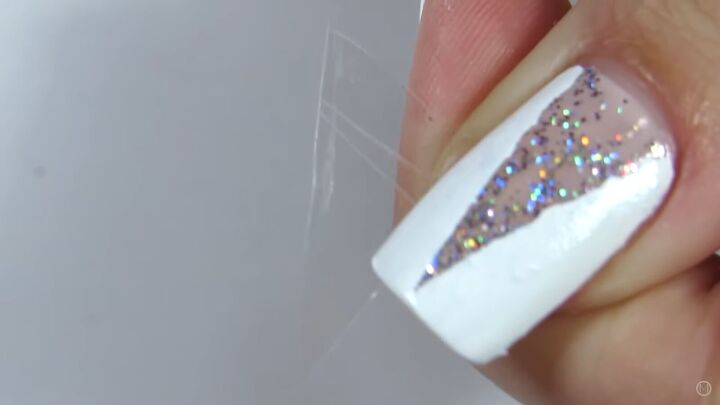 How to Do Classy White Nails With Silver Glitter for Christmas | Upstyle How to Do Classy White Nails With Silver Glitter for Christmas | Upstyle