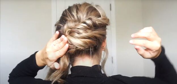 2 cute easy christmas updos for long hair you can try at home, DIY Christmas hairstyles