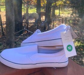 How to Use Shaving Cream and Pigment Dyes to Dye Your Canvas Shoes