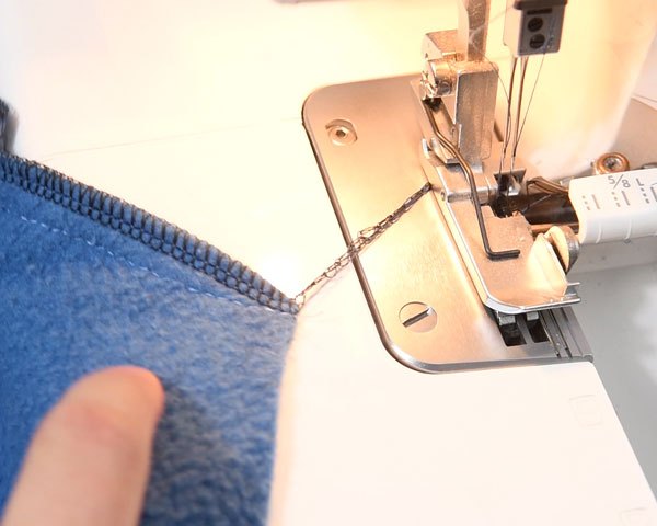 how to sew a sweatshirt for something cute sporty, serged seam