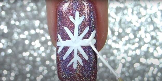 sparkly snowflake nail polish art how to draw a snowflake on a nail, How to freehand draw a snowflake
