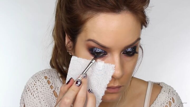 need some new year sparkle try this glitter glam makeup look, How to do glitter eye makeup
