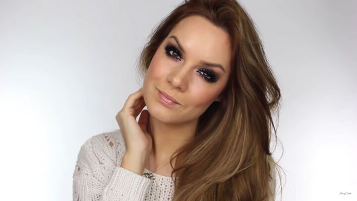 need some new year sparkle try this glitter glam makeup look, How to apply loose glitter makeup