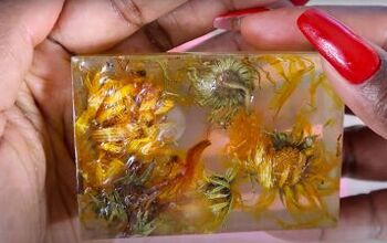 How Do I Add Flowers to Melt and Pour Soap? Try This Technique