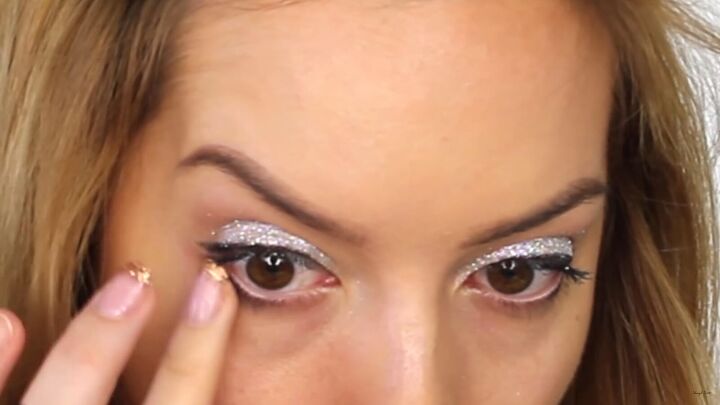 how to do dazzling silver eye makeup for new year s eve, Silver makeup ideas