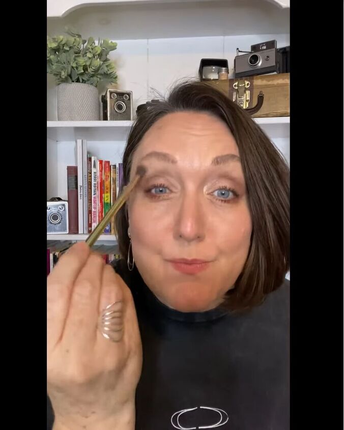 how to do a quick easy everyday eyeshadow look on mature eyes, Adding shimmer eyeshadow