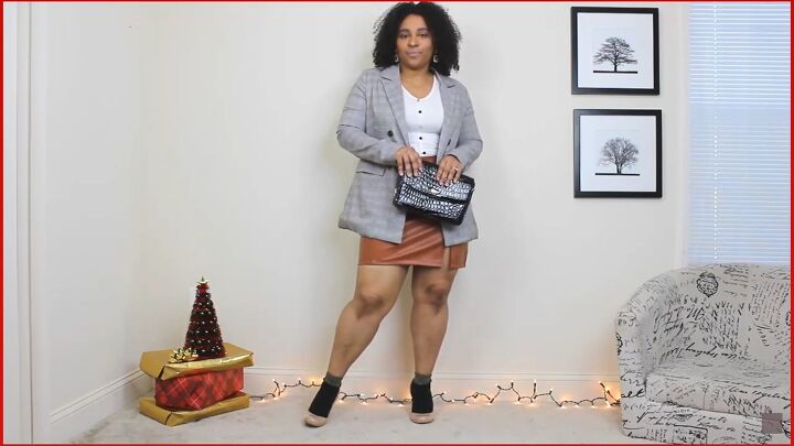 4 blazer holiday outfits from festive formal to cute casual, Gray plaid blazer outfit idea