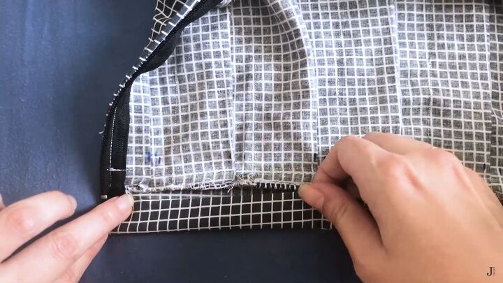 how to make a pleated skirt from an old duvet cover, How to make a waistband