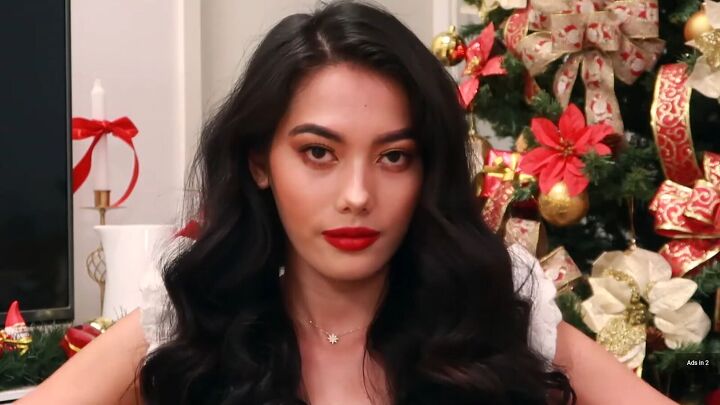 need some festive makeup inspo try this easy holiday makeup look, Holiday makeup looks