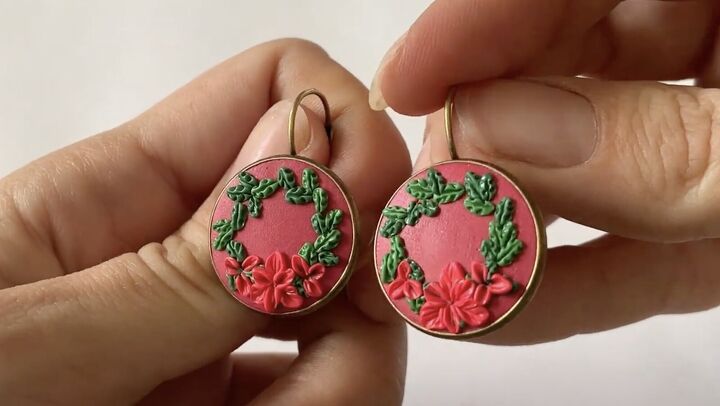 these intricate diy poinsettia earrings are made from polymer clay, DIY poinsettia earrings