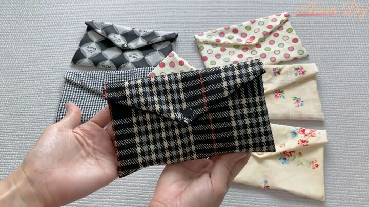 Envelop Bag Pattern How to Make a Simple DIY Envelope Purse - Great Gift Idea | Upstyle