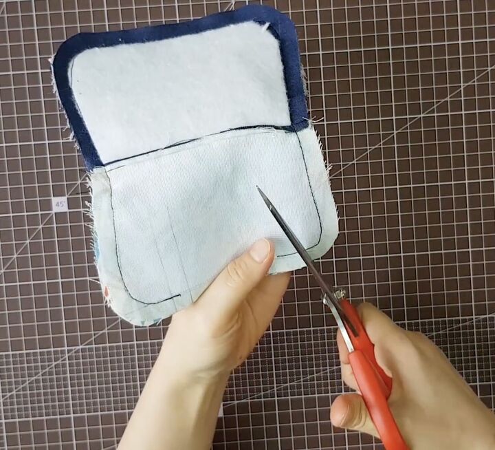 how to make a cute diy card coin purse easy quick sew gift idea, Snipping the seam allowance