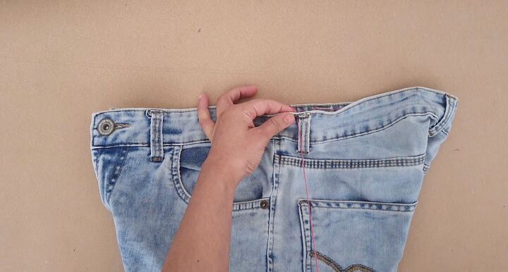 How to Downsize Jeans With & Without Sewing - 6 Different Ways | Upstyle