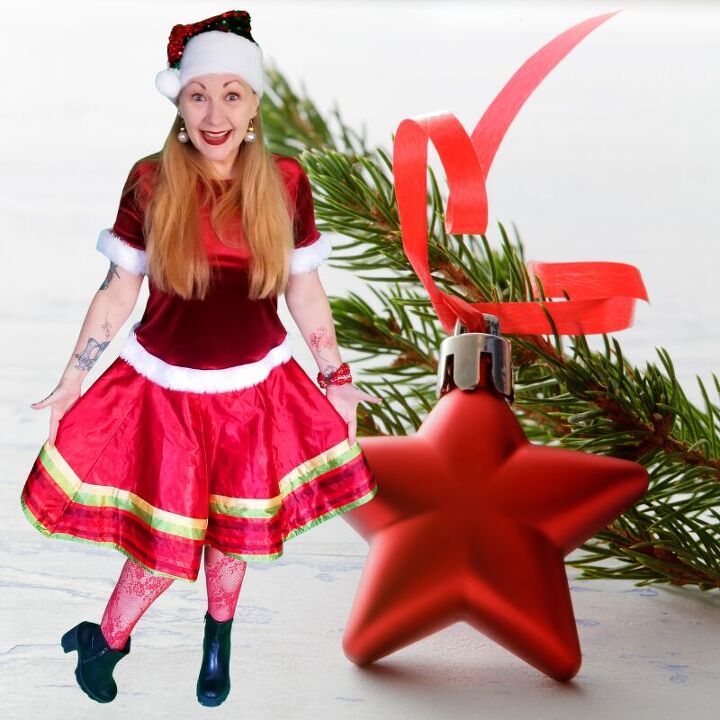How to Quickly & Easily Make a DIY Christmas Shirt Just Like Santa's | Upstyle How to Quickly & Easily Make a DIY Christmas Shirt Just Like Santa's | Upstyle