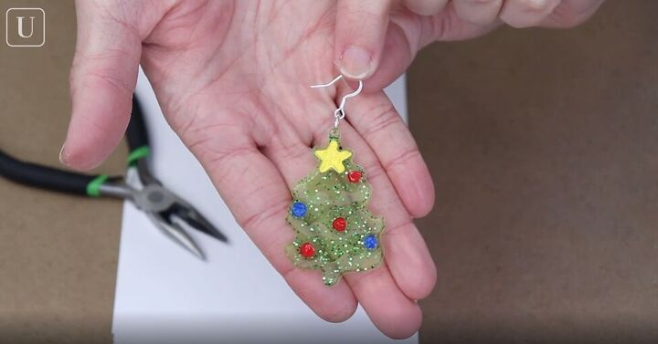 2 super easy diy christmas earrings you can make yourself at home, Attaching jump rings and earrings hooks