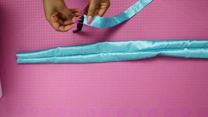 how to make a cute ruched satin headband from scratch, Inserting elastic into the casing