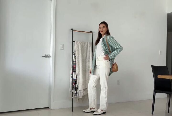 20 nice outfits with white jeans for all seasons yes even winter, What to wear with white jeans