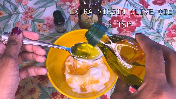 how to make use a greek yogurt hair mask for natural curls, DIY yogurt hair mask with olive oil