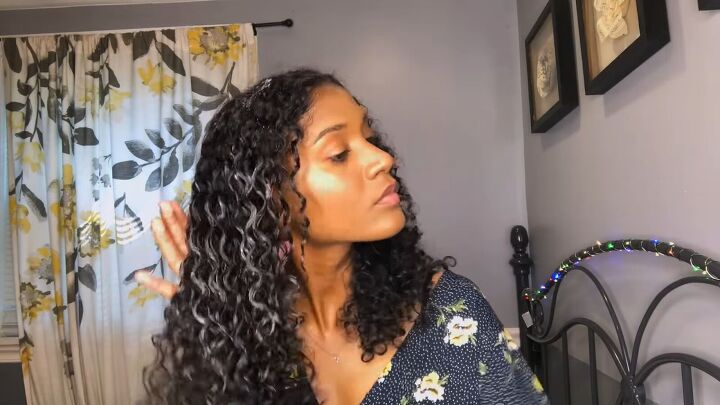 how to make use a greek yogurt hair mask for natural curls, Applying de frizzing products to hair