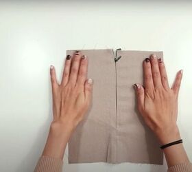 how to sew an invisible zipper a step by step tutorial, Making sure the sides align