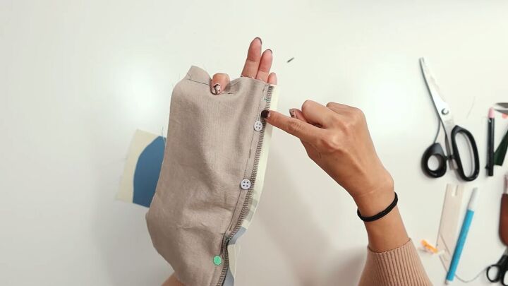 how to sew an invisible zipper a step by step tutorial, Making the lining fabric show