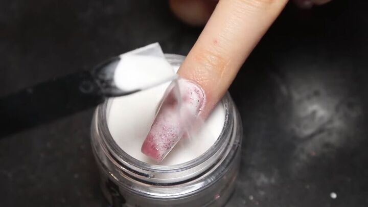 3 easy dip powder nail ideas french glitter ombre marble nails, Pouring the transparent powder over nails