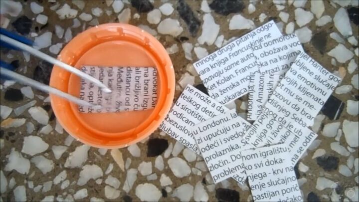 Have You Read Today's Headlines? Newspaper Nails Are So Easy to Do! | Upstyle Have You Read Today's Headlines? Newspaper Nails Are So Easy to Do! | Upstyle