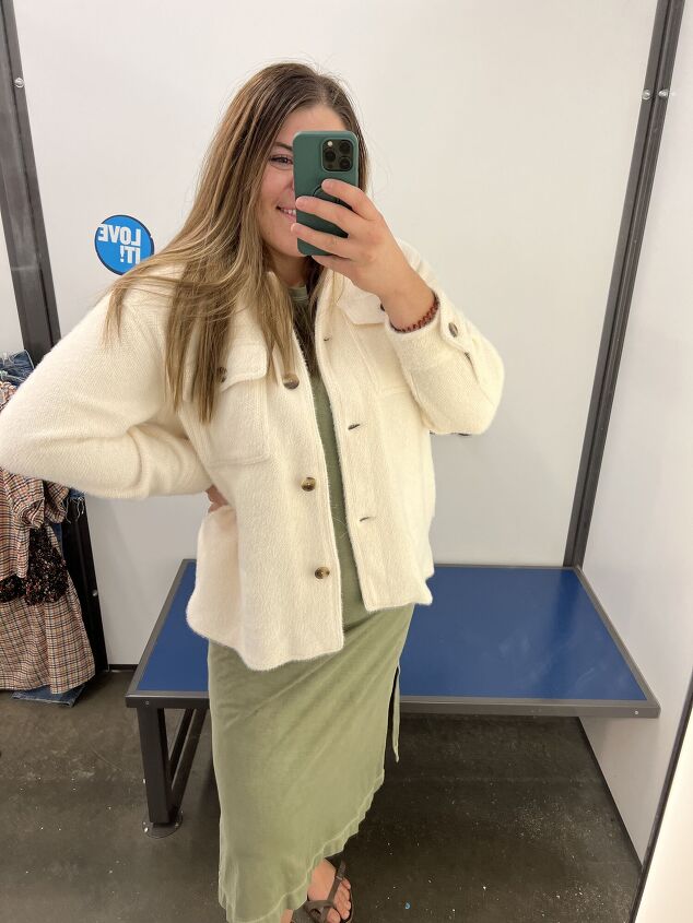 how to style a shacket if you are curvy