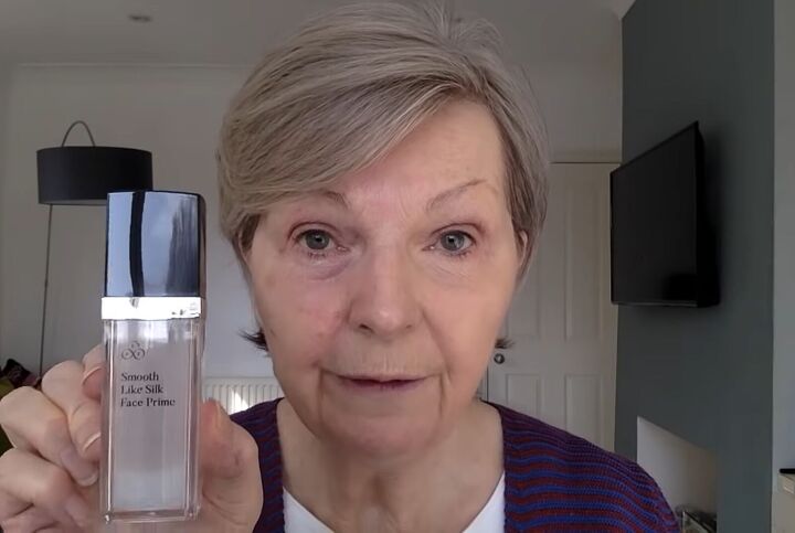 everything you need to know about foundation for an older face, Applying primer to the face