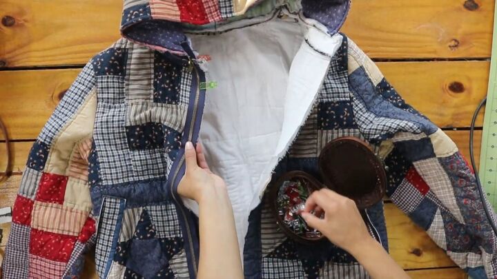how to make a cozy reversible quilted jacket out of old blankets, How to attach a zipper to the quilted jacket