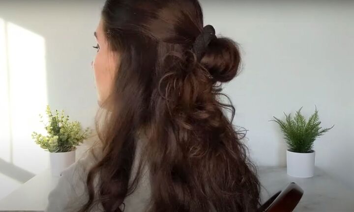 10 quick easy heatless hairstyles for curly hair, Half bun hairstyle for curly hair