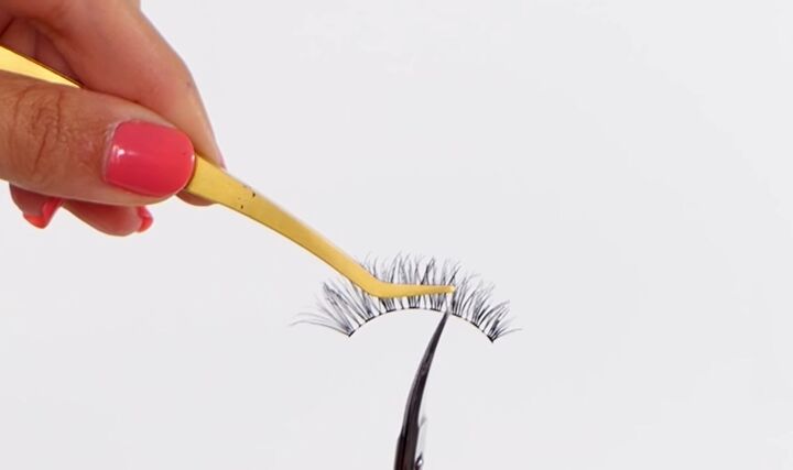 how to trim false lashes that are too long apply them like a pro, Where do you cut false lashes