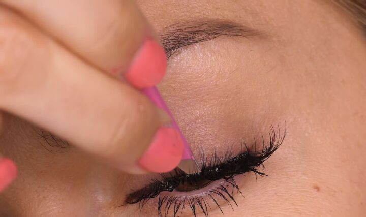 how to trim false lashes that are too long apply them like a pro, How to cut false lashes and apply them