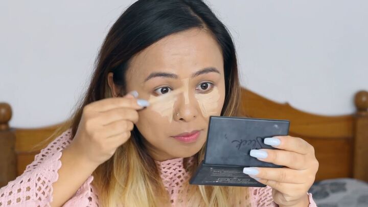can you use a dish sponge as a beauty blender dupe let s find out, Applying concealer under the eyes