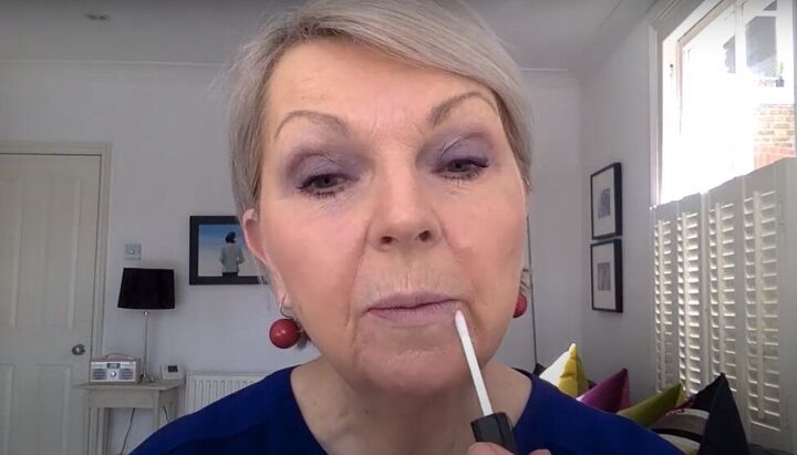 mature lips masterclass tips on applying lipstick for older women, Applying primer to lips before lipstick